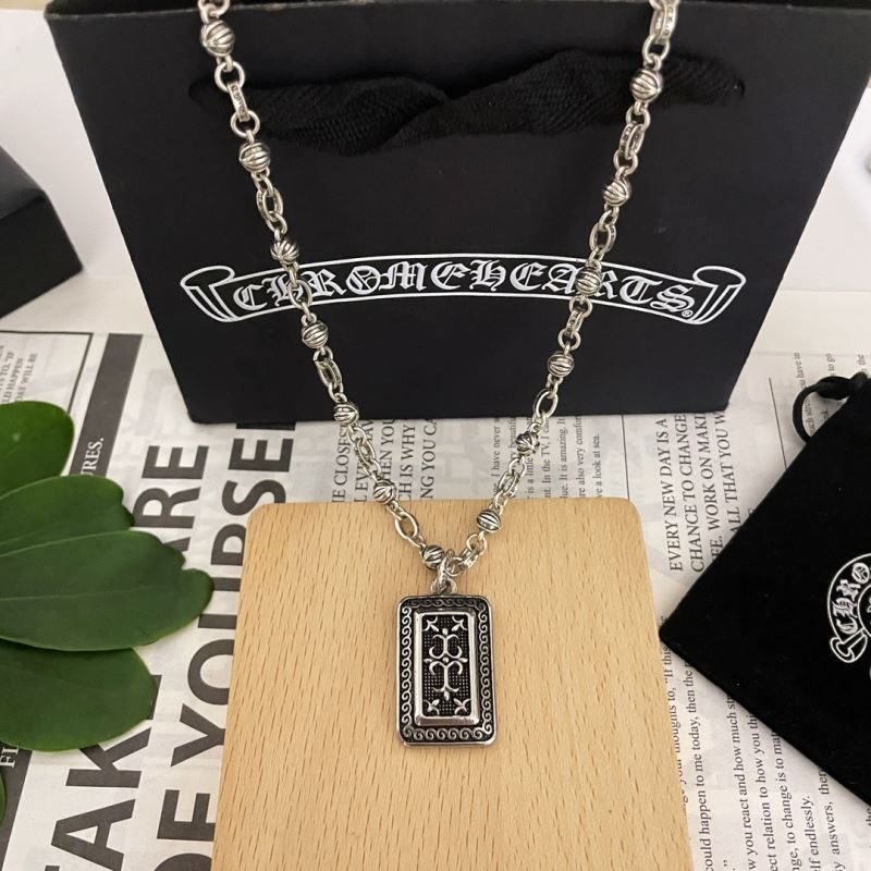 Ch**me He**ts necklaces